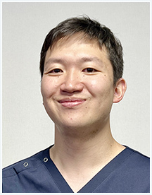 専攻医　張　賢司